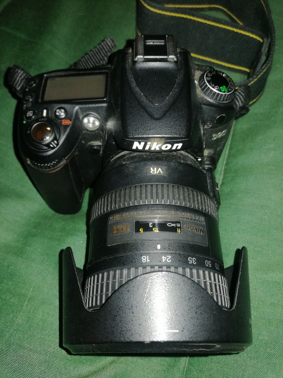 Nikon D90 objectiva 200 mm