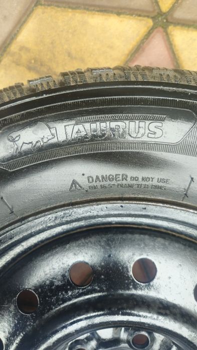 Продам металеві диски r16 з резиною або окремо резина і диски