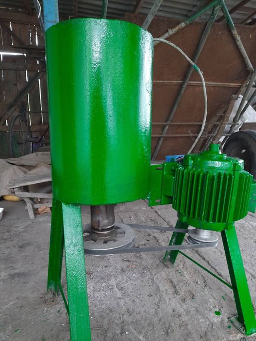 Електрокорморізка