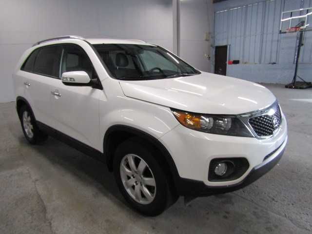 Продам Kia Sorento LX 2013 року