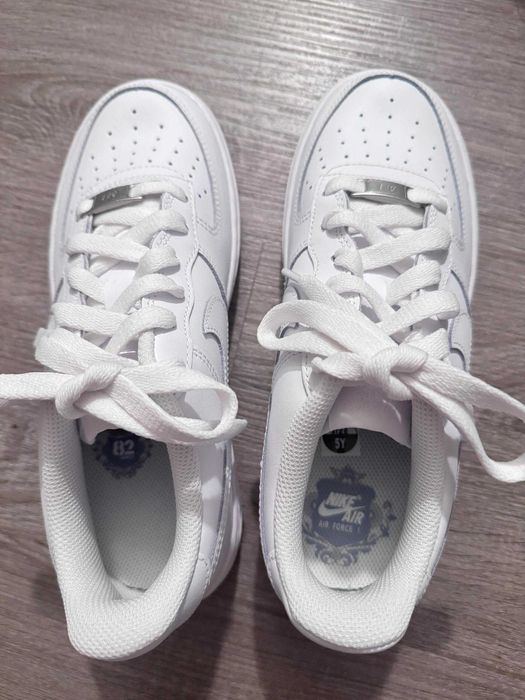 Promocja*Moda Męskie Biały unisex Nowy z metka Rozm.41