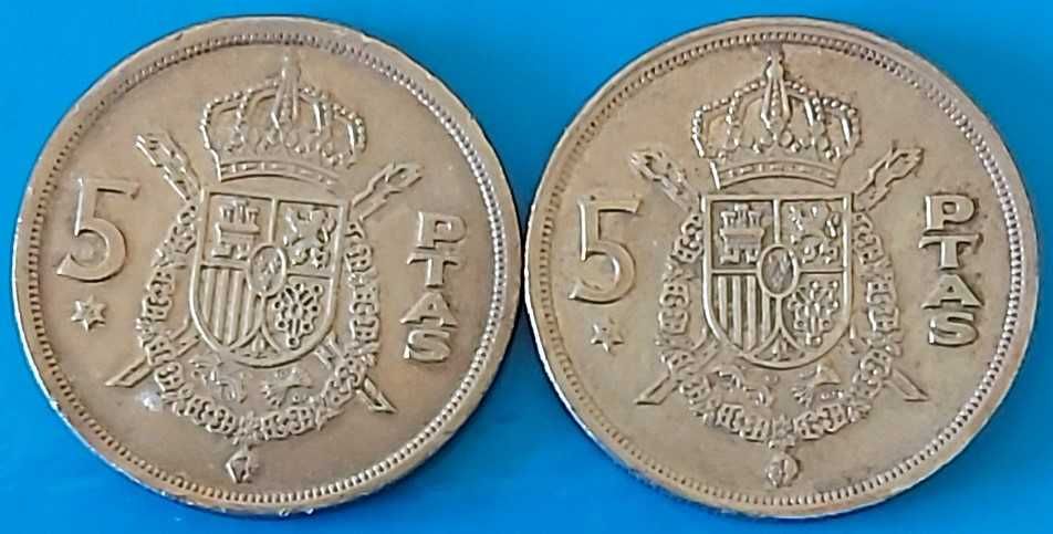 Lote 2 moedas 5 Pesetas de 1975 com *76* na estrela