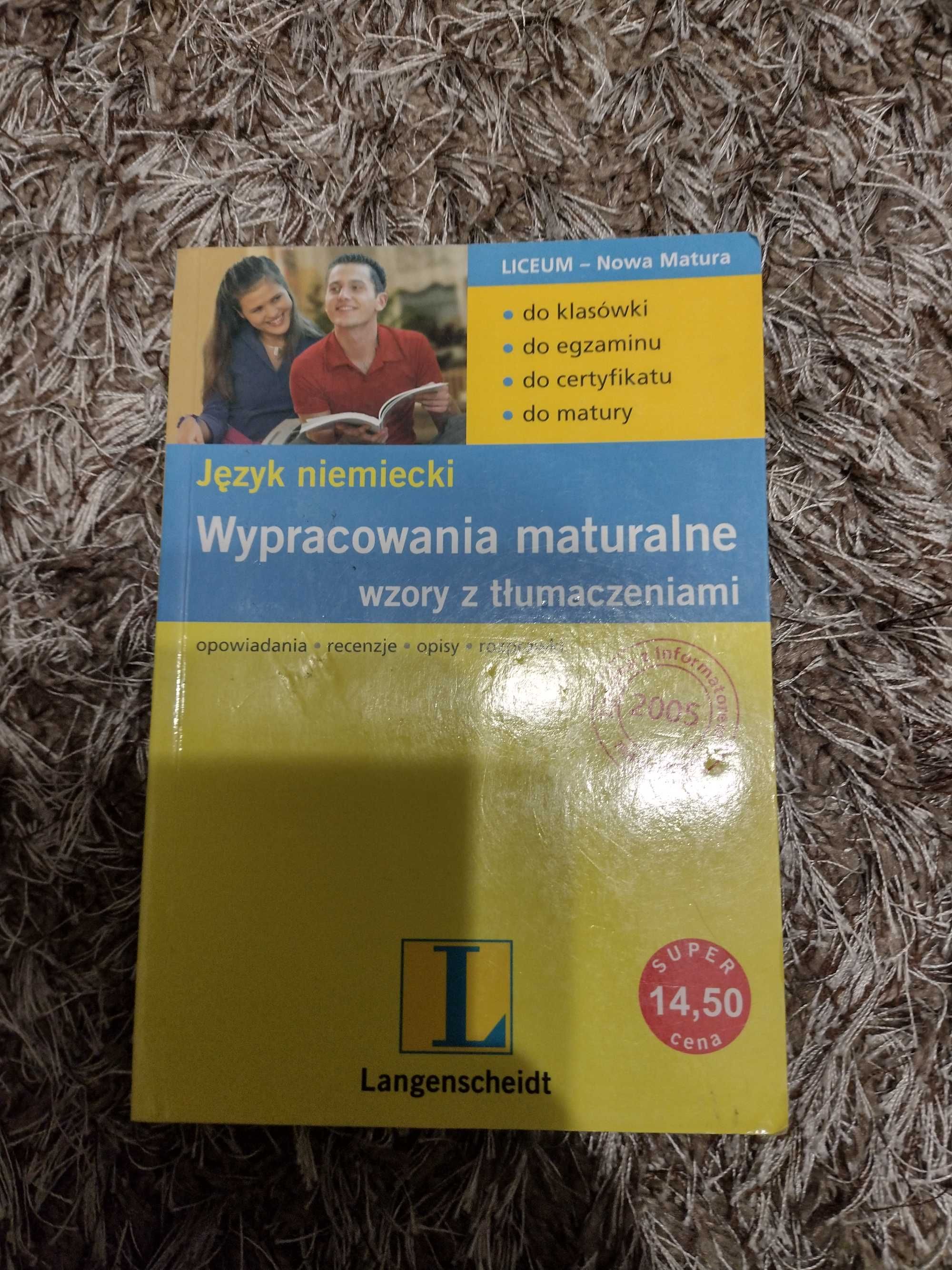 książka "Wypracowania maturalne wzory z tłumaczeniami"