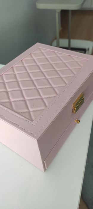 Caixa de Joias rosa claro