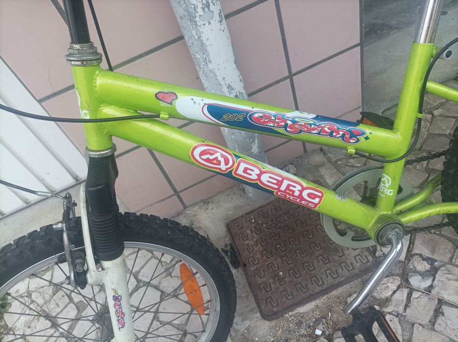 Bicicleta para criança marca Berg roda 20