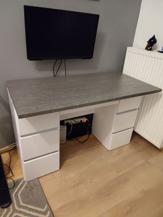 Biurko z szufladami 120x60
