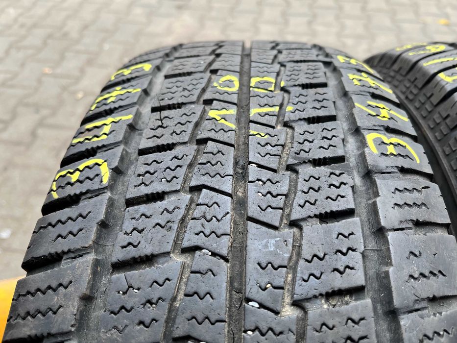 Opony zimowe 2x Hankook RW06 235/65 16C 115/113R WYSYŁKA MONTAŻ #3473