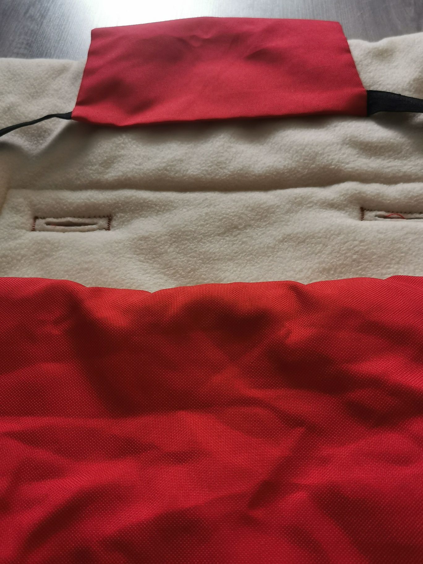 Śpiwór w idealnym stanie, do wózka, sanek, czerwony i kremowy, 85x45