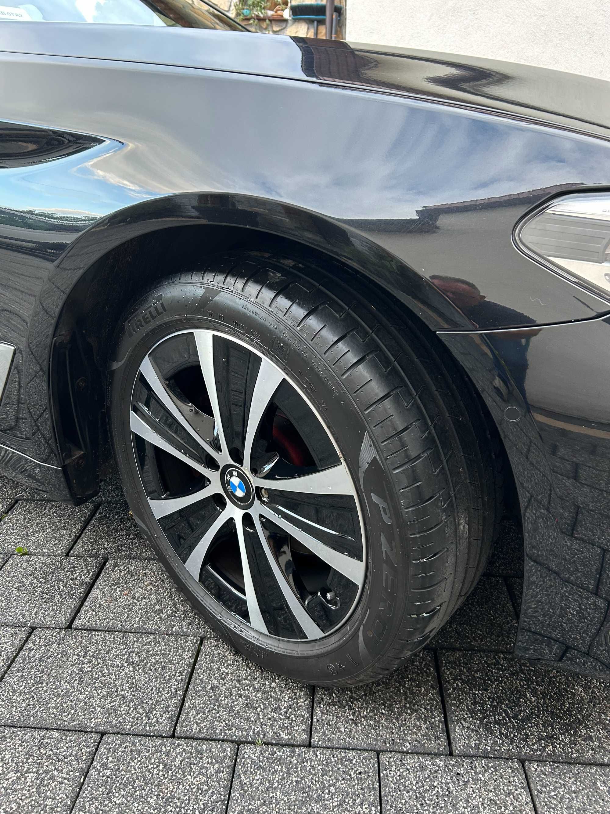 Sprzedam BMW SERIA 5 ,520xDrive Diesel 2018