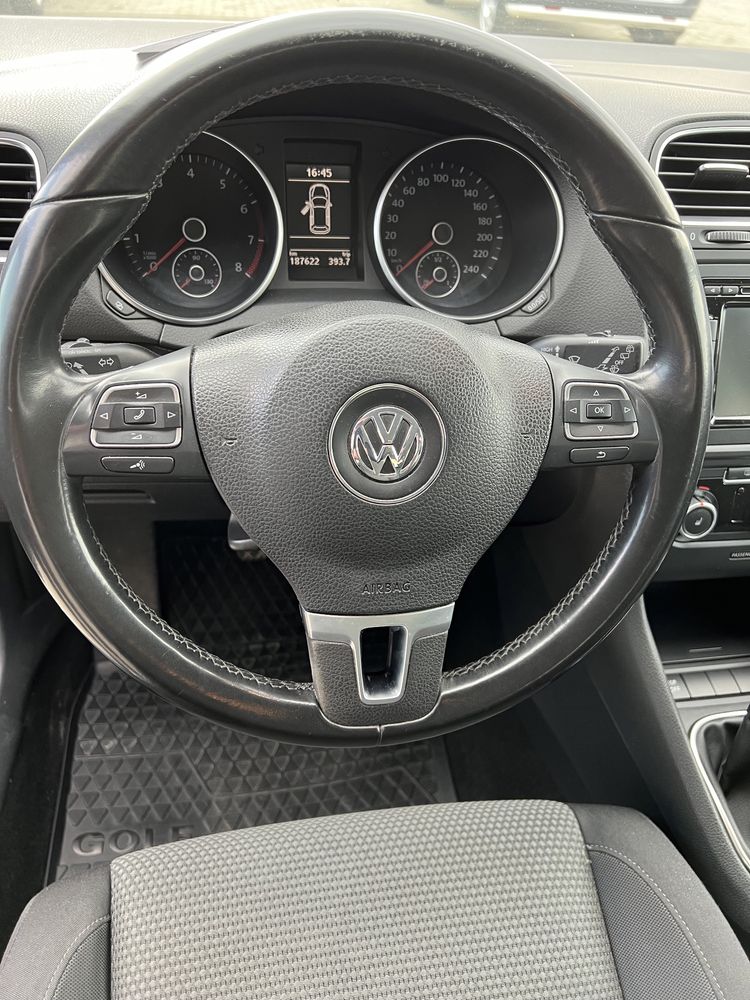 Volkswagen Golf Vl