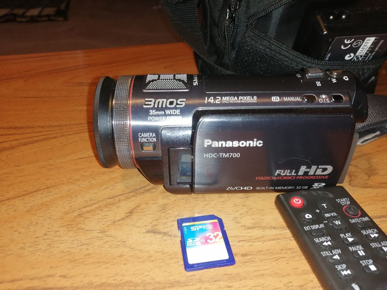 Цифровая видеокамера Panasonic HDC-TM700