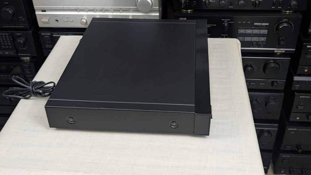 Onkyo integra T-4450 Wysokiej klasy tuner radiowy FM stereo