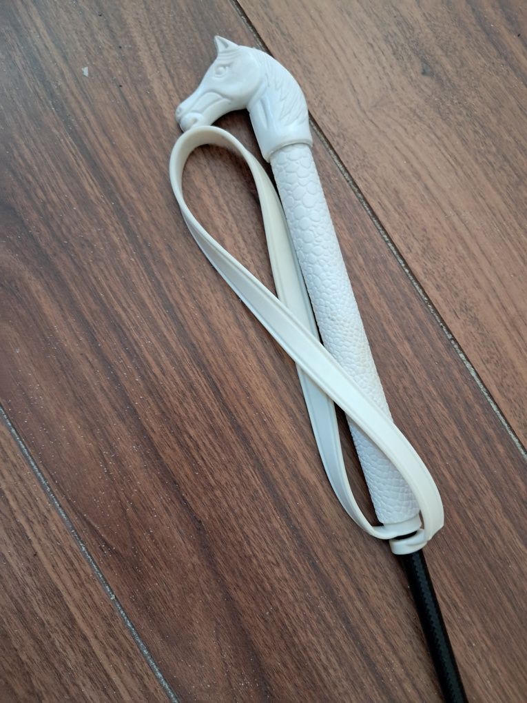 Palcat bat jeździecki 71 cm