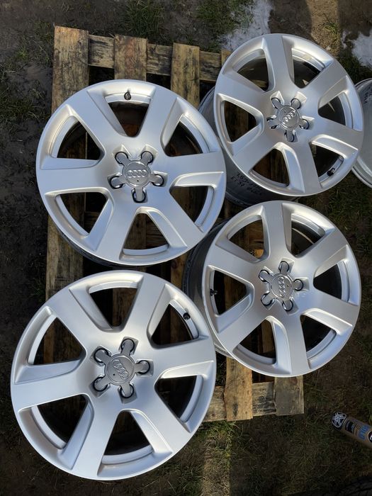 NP Piękne felgi aluminiowe 17” 5x112 Audi