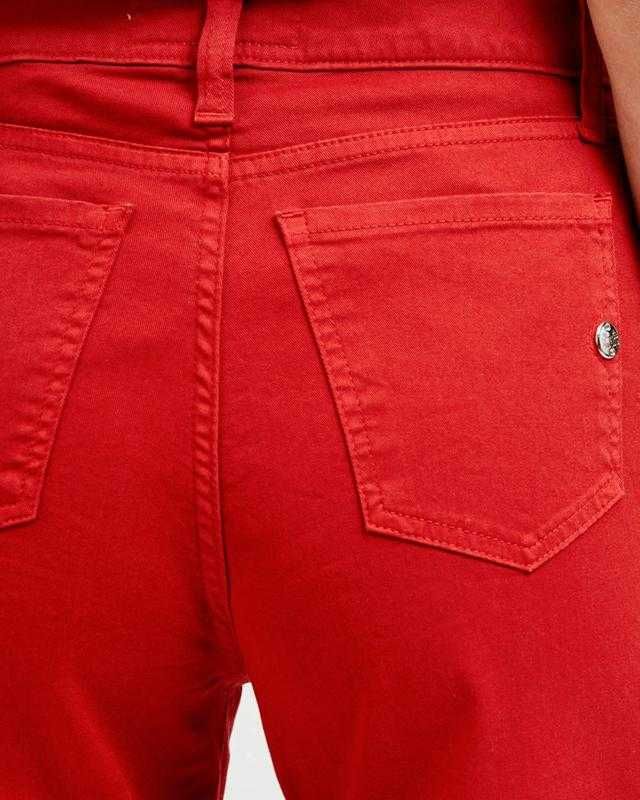 Итальянские стрейчевые джинсы ShaFt женские