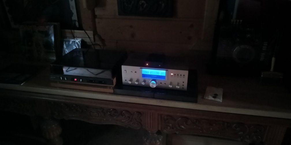 Rotel RC-980BX Sony TA-515 AMC 2100 mk2