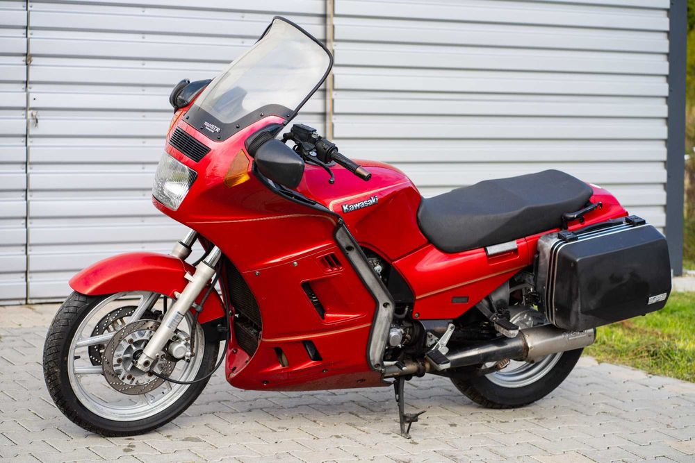 Kawasaki GTR 1000 | na części baza Custom Cafe Swap Silnik