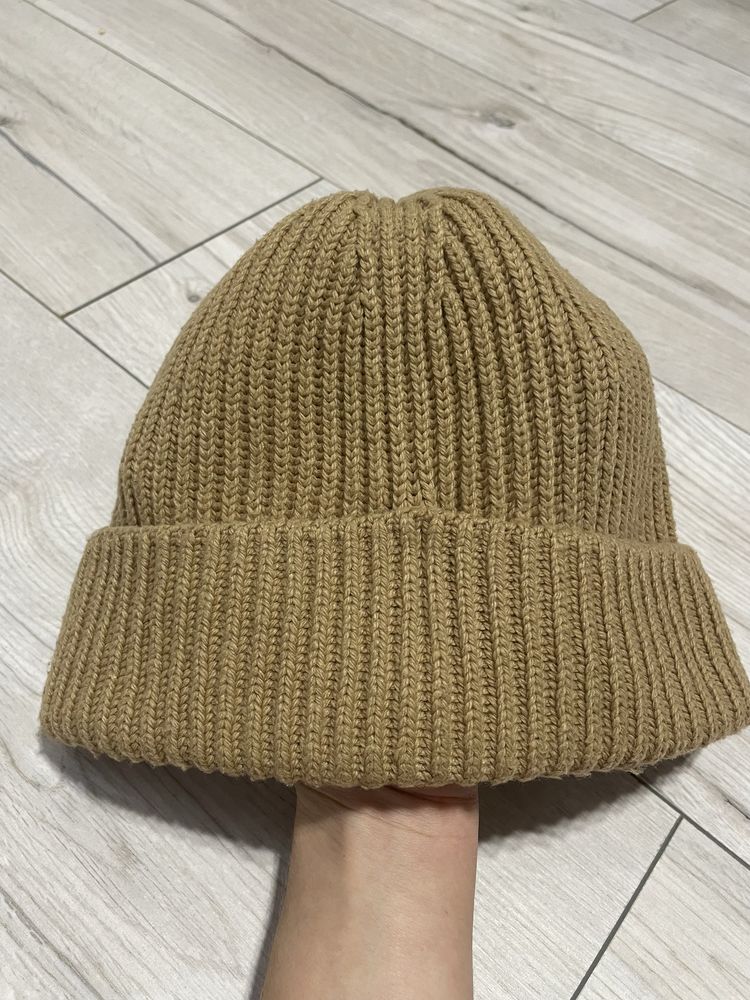Шапка  жіноча H&M