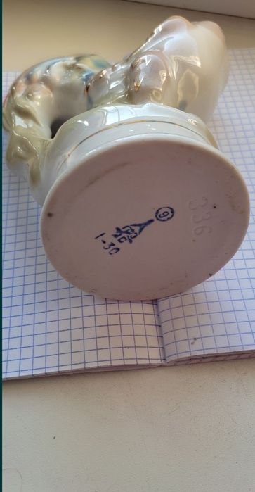 Продам Винтажный фарфоровый петушок СССР