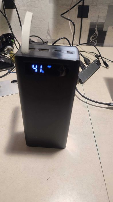 Power Bank на базі 16 елементів 18650