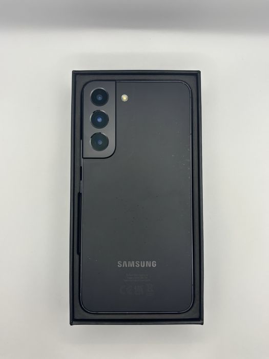 Samsung S22 256 GB - stan bardzo dobry + gratis etui ochronne