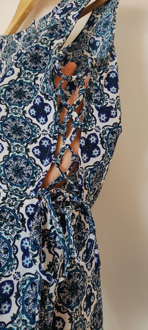 Letnia sukienka ze wzorem H&M 38