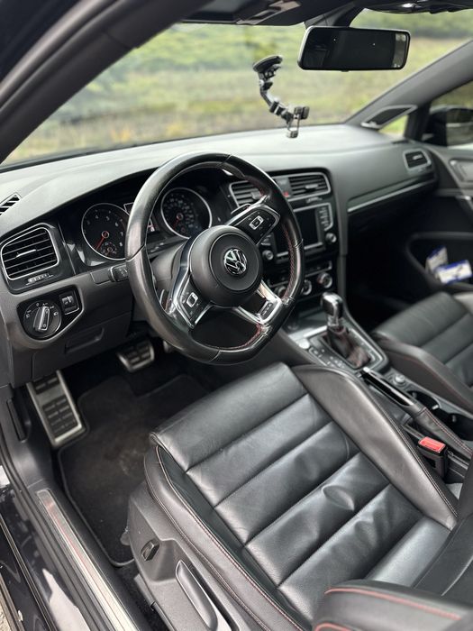 Volkswagen Golf VII 2.0 сток