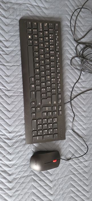 Teclado e rato Lenovo como novos