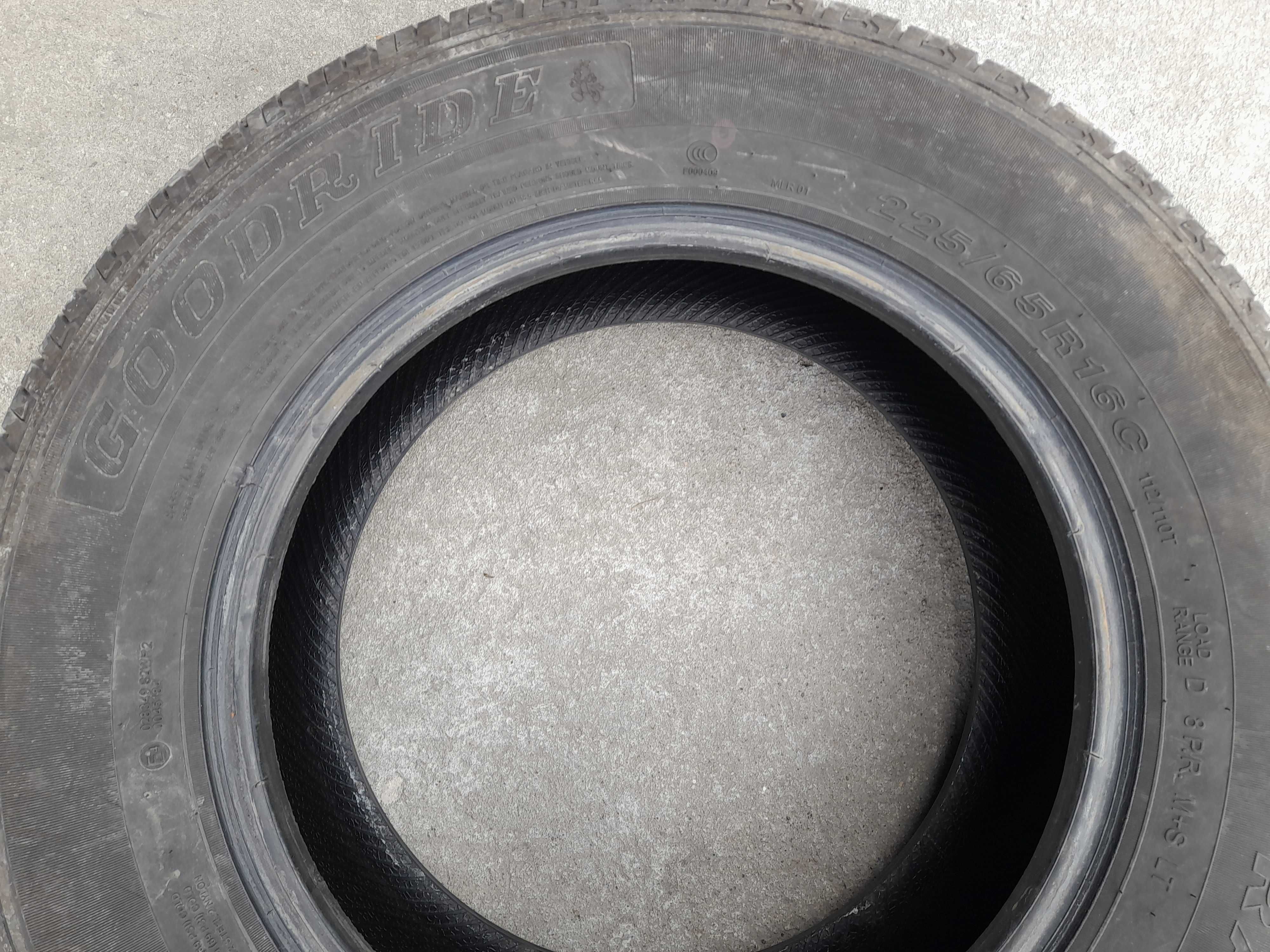opony letnie 225/65R16 C  sprzedam