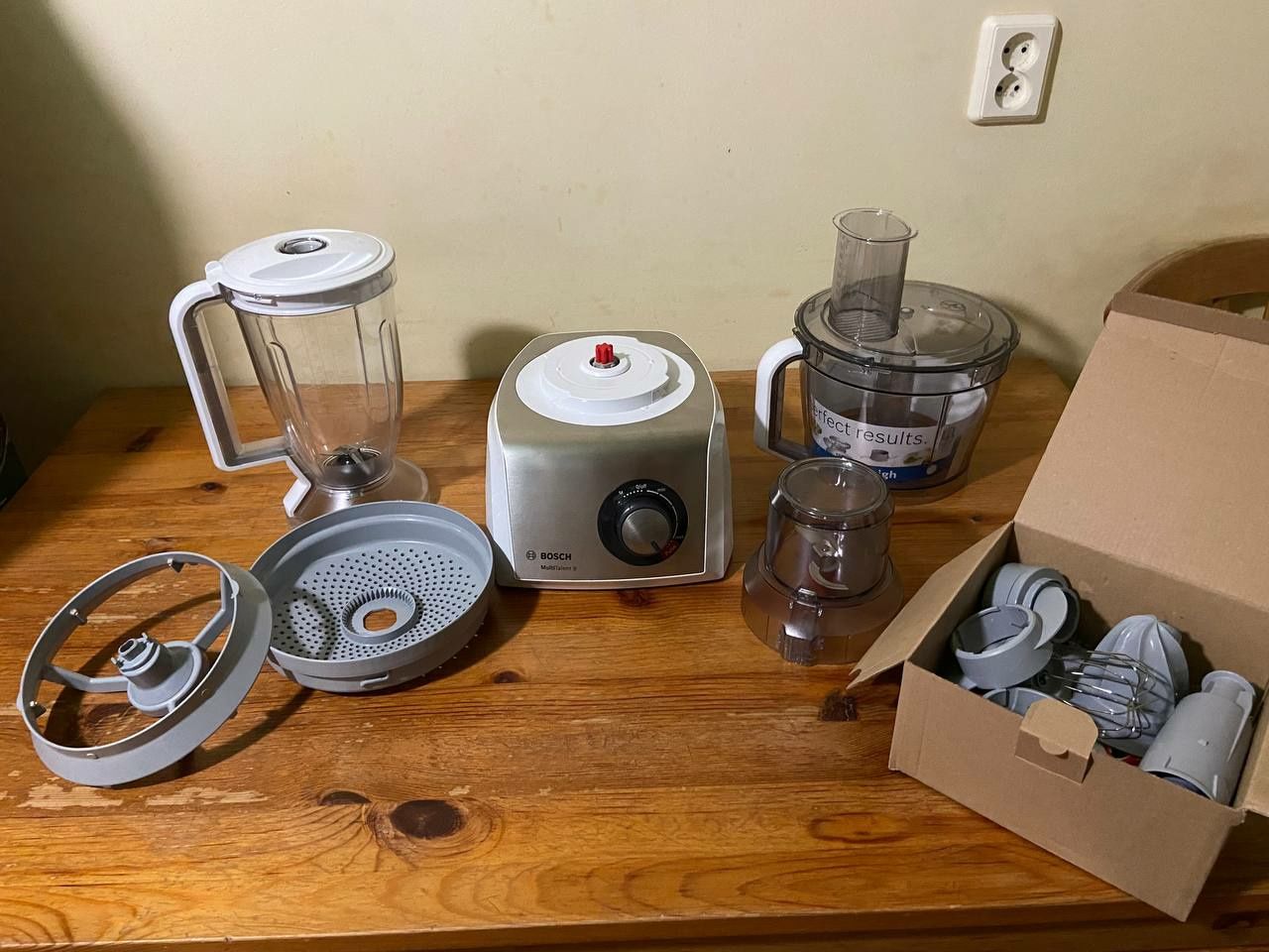 Robot kuchenny Bosch Food processor MultiTalent 8 1250W MC812S844 Biał