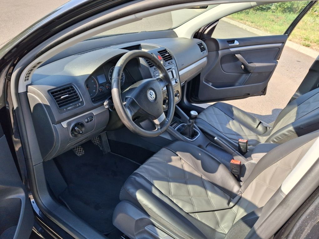 Volkswagen  Golf 2007