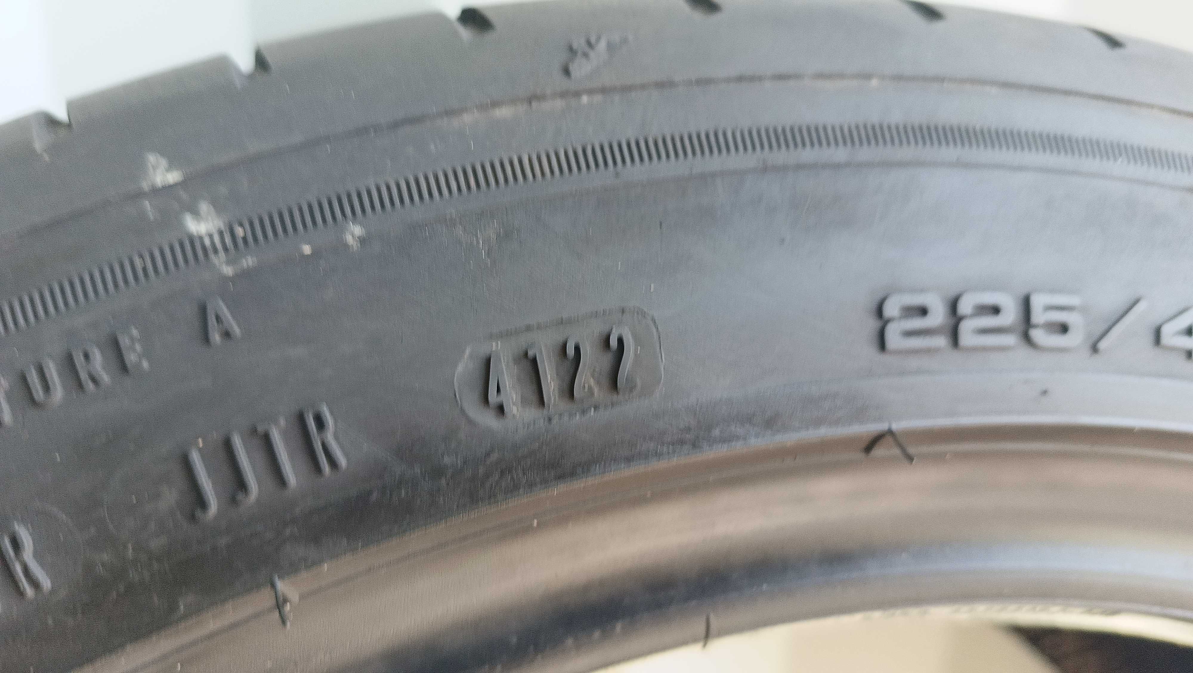 4X 225/45R17 94Y GOODYEAR F1 as6