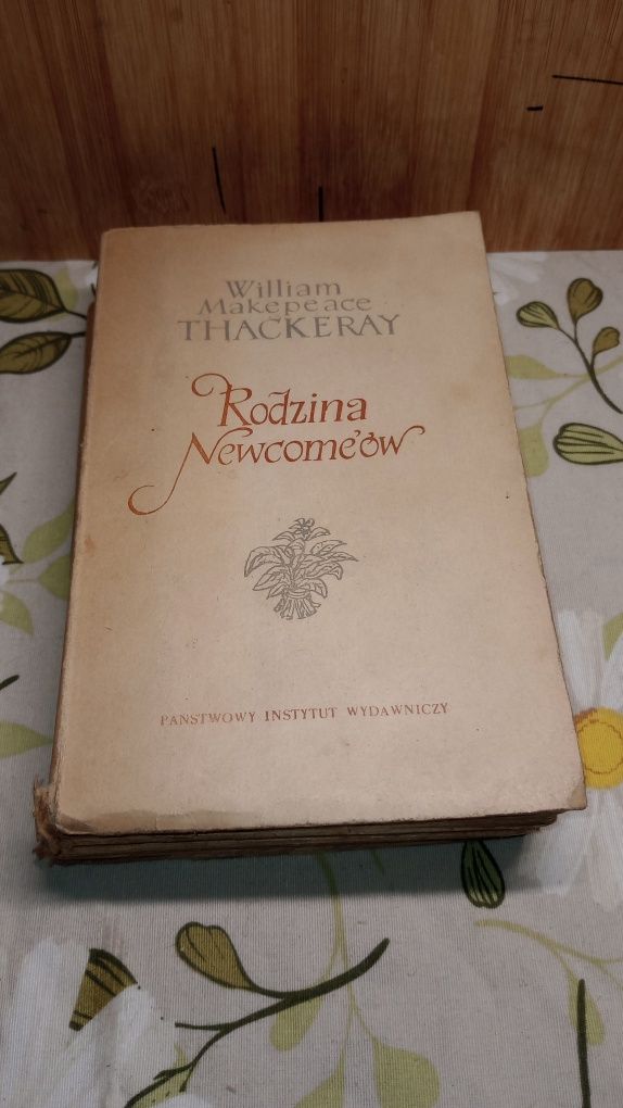 Rodzina Niemcome'ow. William Makepeace Thakeray. Tom 1.