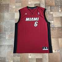 Баскетбольна майка Heat James NBA Adidas