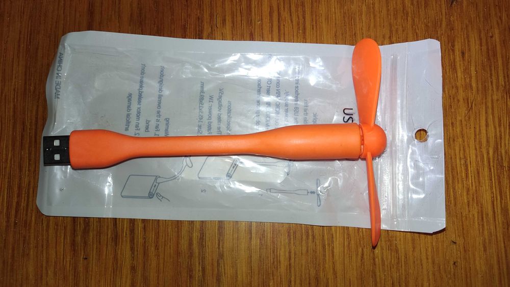 powerbank Pineng PN-960 6000 mAh USB 5 Вольт + кабель заряда + подарок