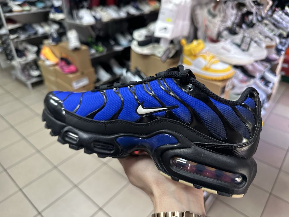 Кросівки Nike Air Max Plus TN ( РОЗМІР 38 )