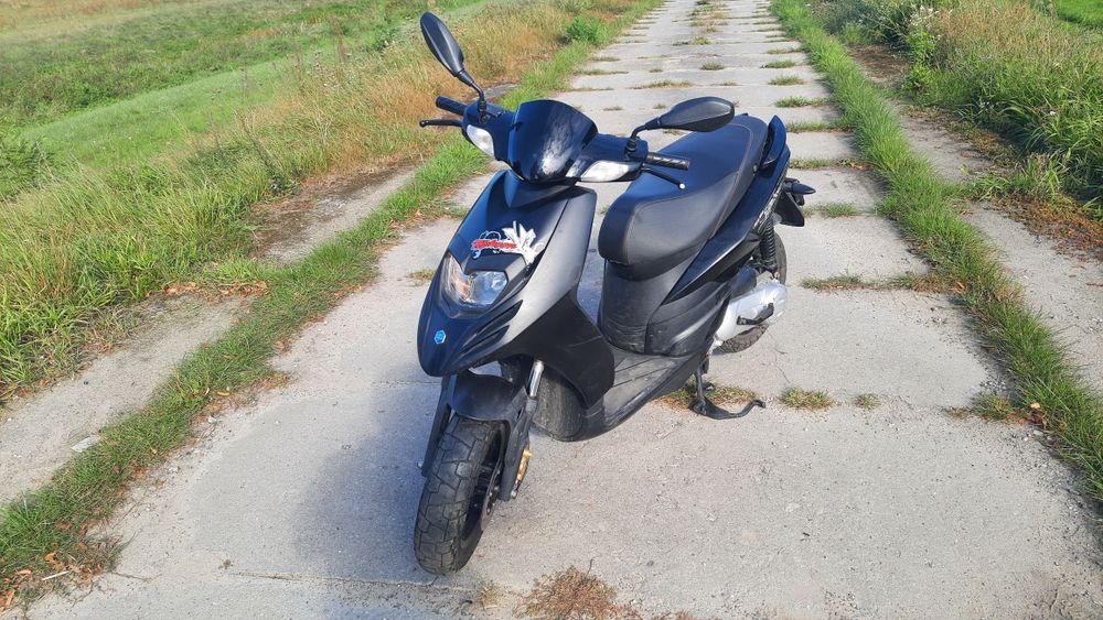 Skuter Piaggio Typhoon 50 2t