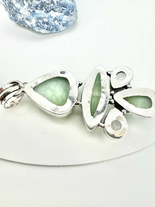 zawieszka, wisior kaamień
Hemimorfit larimar, topaz. Próba 925