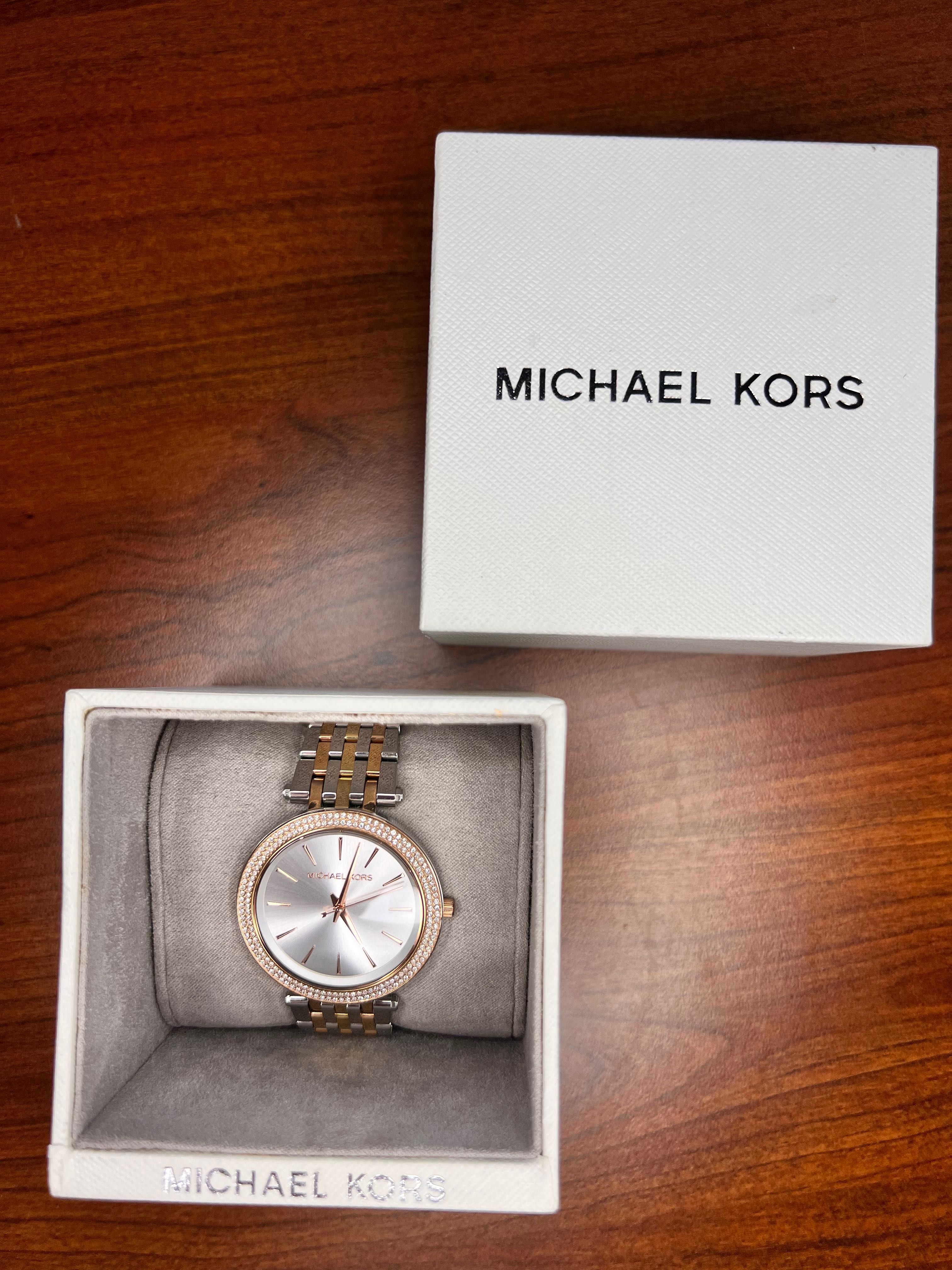 Piękny Zegarek damski Michael Kors