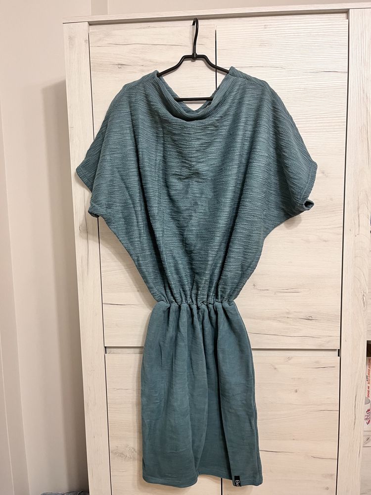 Sukienka L/XL BeWear bawełniana turkusowa dresowa z krótkim rękawem