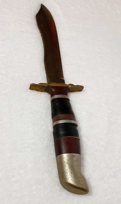 Nóż kolekcjonerski.