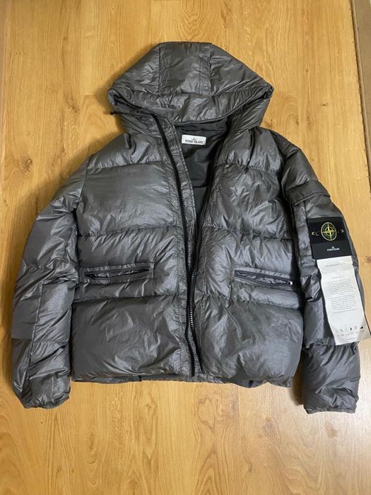 Нова зимня чоловіча куртка