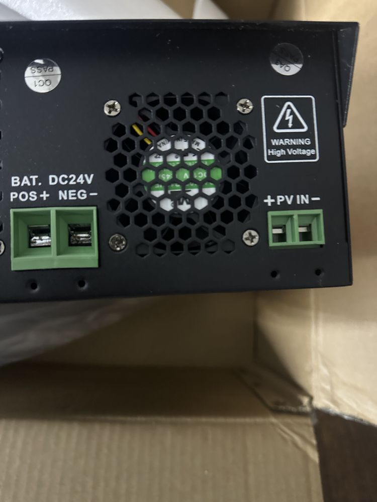 Інвектор EAsun pawer ISolar SPS 3 KW