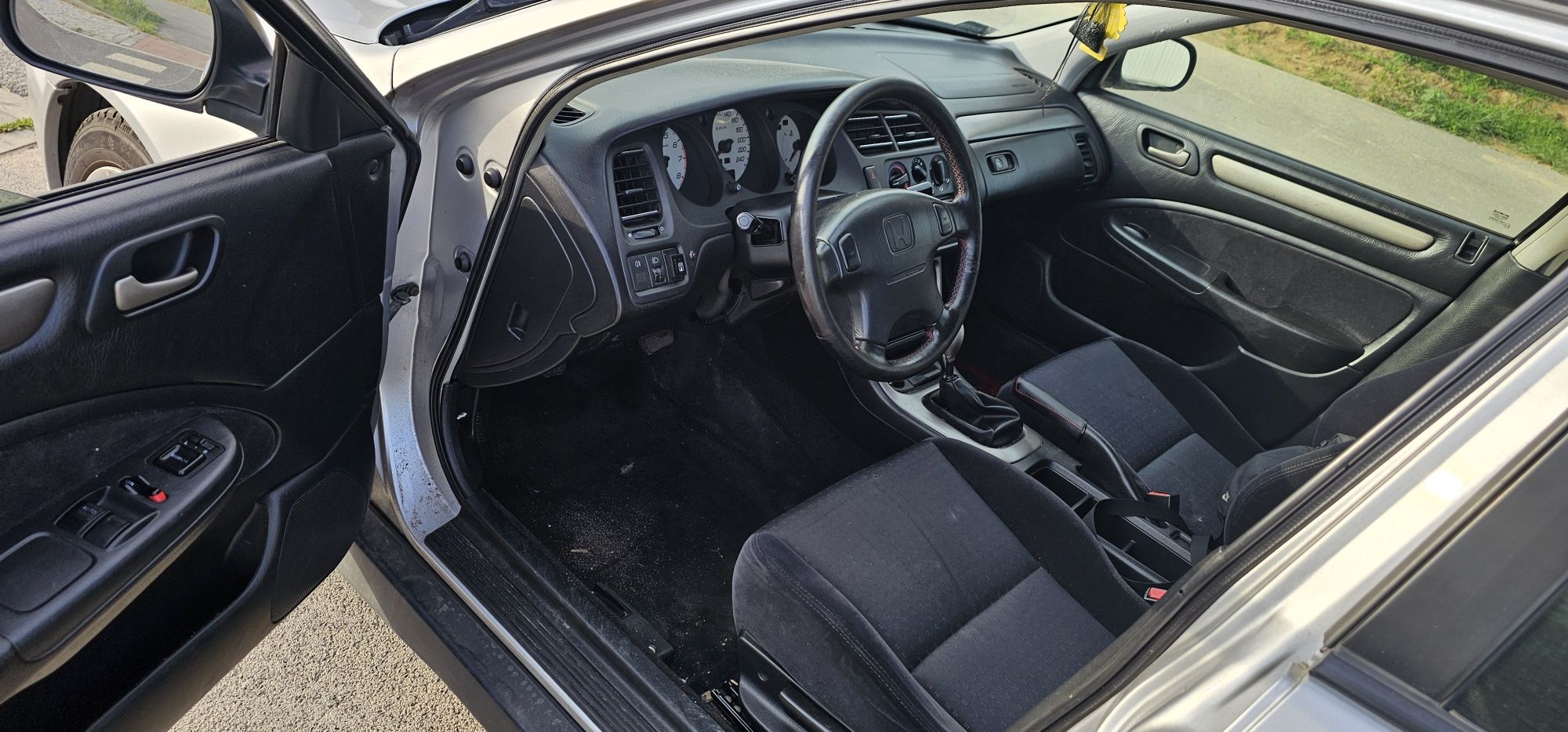 Honda accord 1.8 vtec.