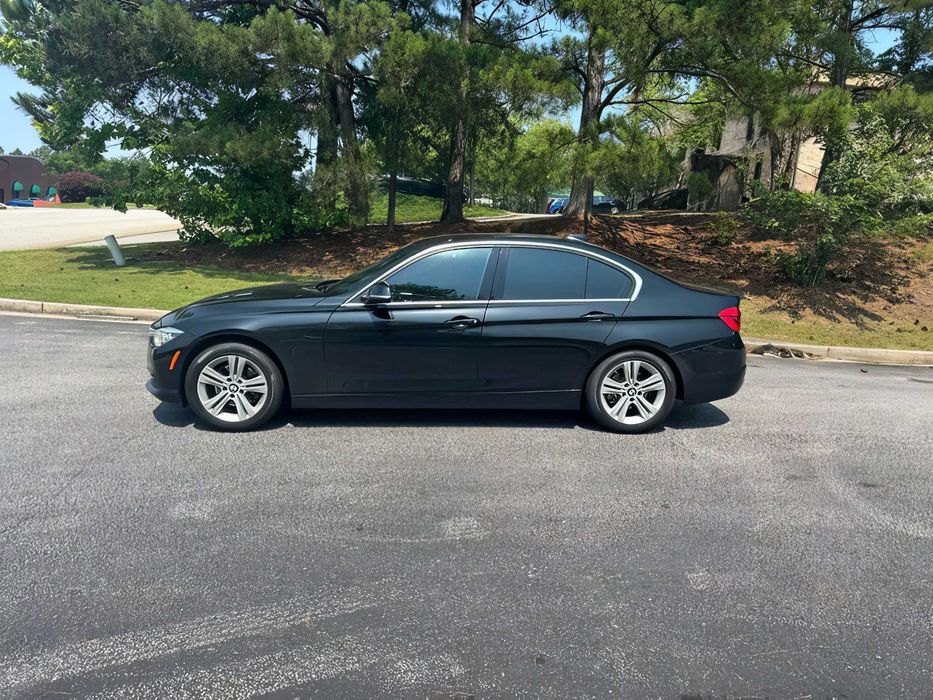 BMW 3 Series      2018