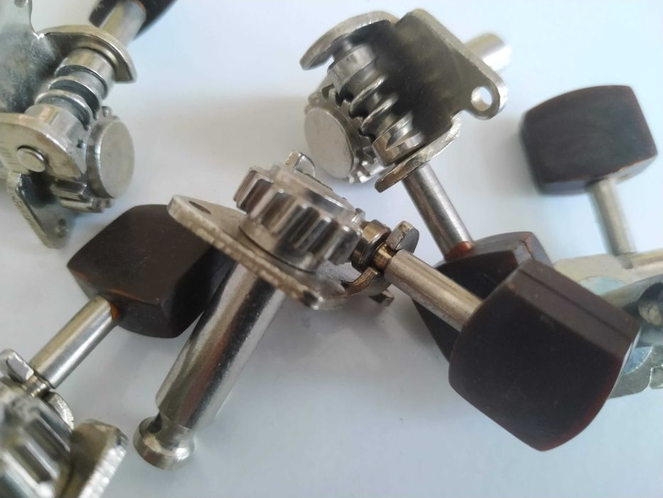 Колки до гітари нові якісні СССР та запчастини до них колок