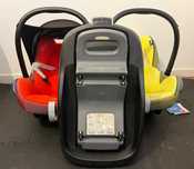 Ovo (dois) Maxicosi + Base Familyfix Isofix.