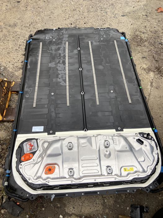 Батарея тесла 60 Lfp кВатт CATL Tesla model 3 82 кВт NMC 75кВт NMC