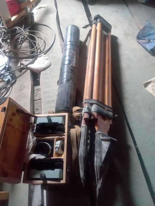 Штатив геодезиста ШР 160.