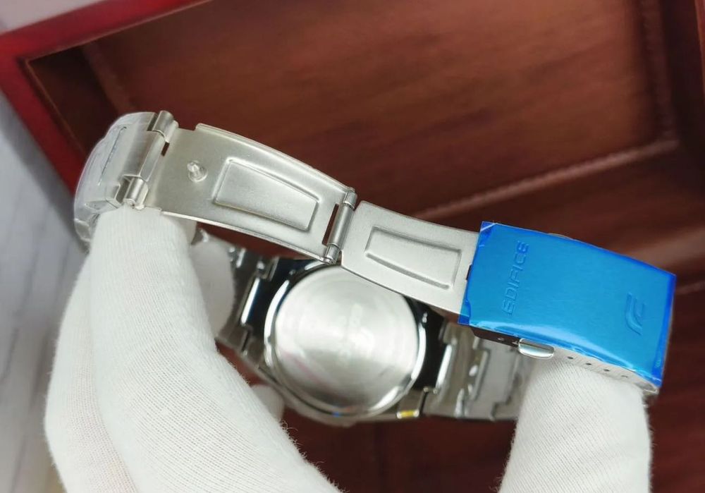 Мужские наручные часы Casio Edifice EFR S-108D